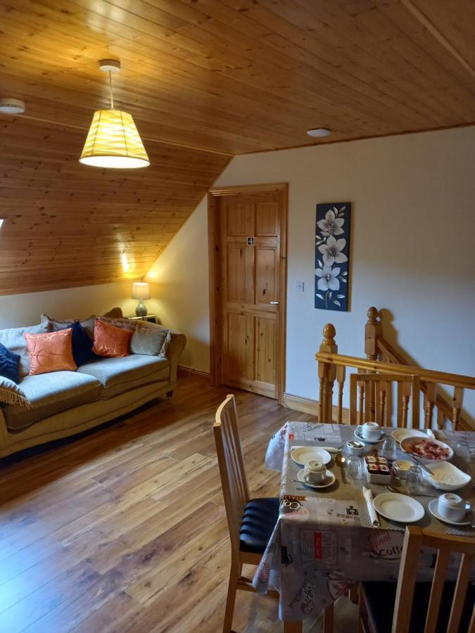 A New U Country Cottage Clynacartan Εξωτερικό φωτογραφία